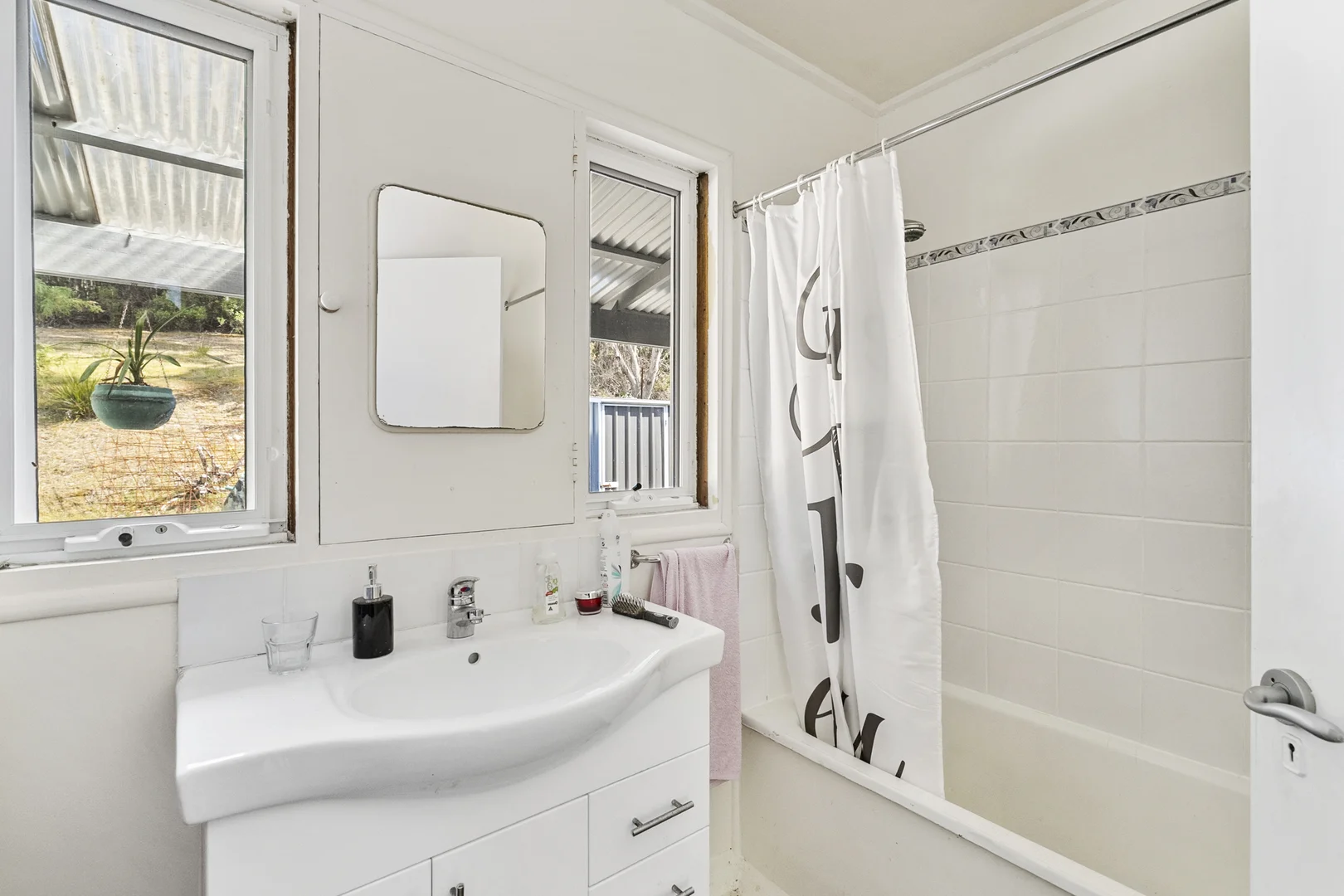 Additional image 23 of 406 Pirates Bay Drive, Eaglehawk Neck TAS 7179