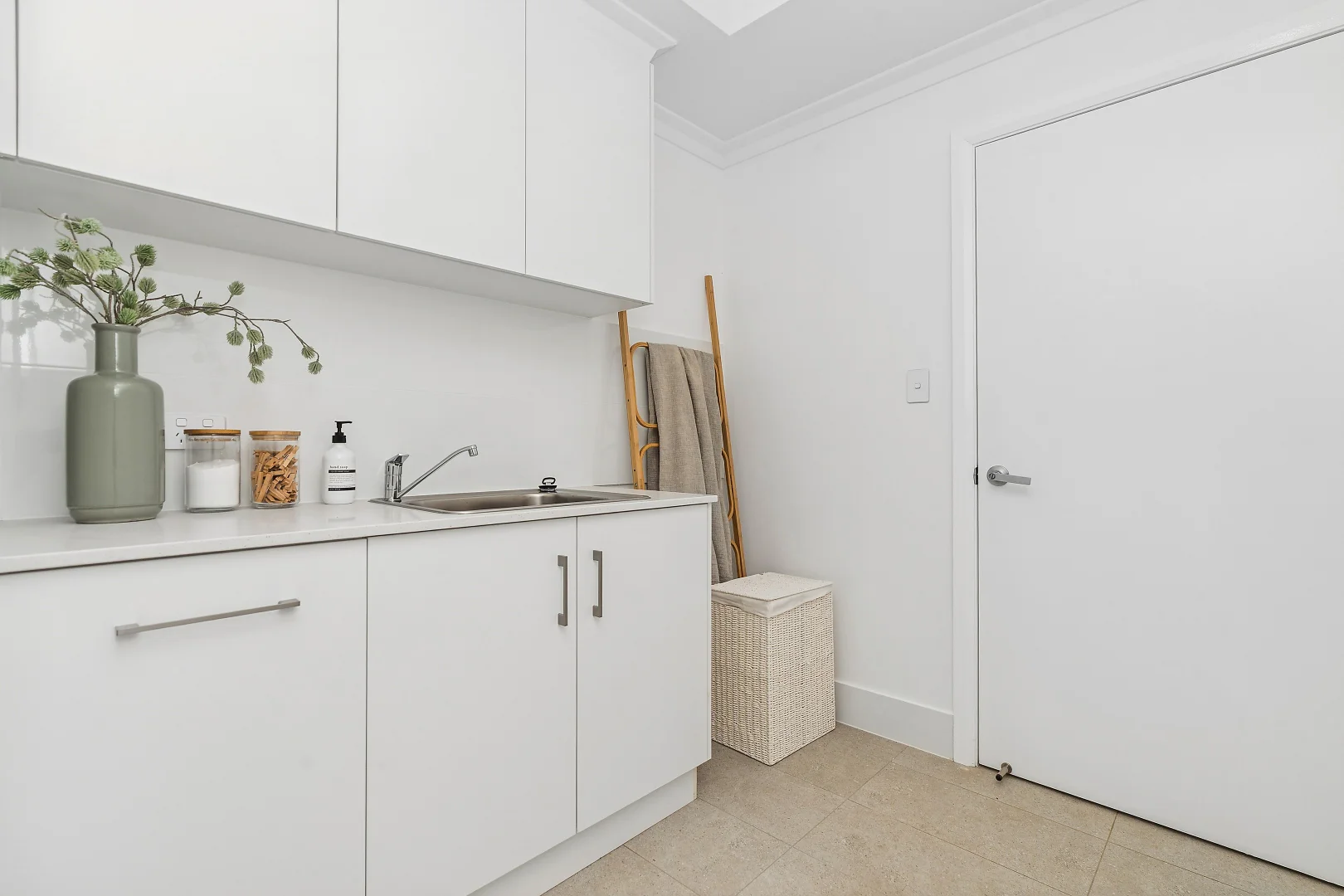 Additional image 16 of A & B/137 Aurora Street, Temora NSW 2666