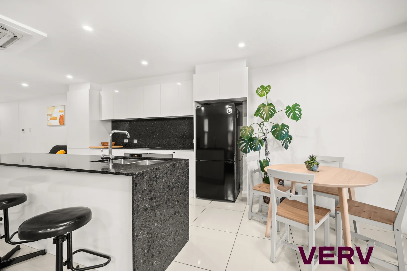 Additional image 6 of 4/43 Hampton Circuit, Yarralumla ACT 2600