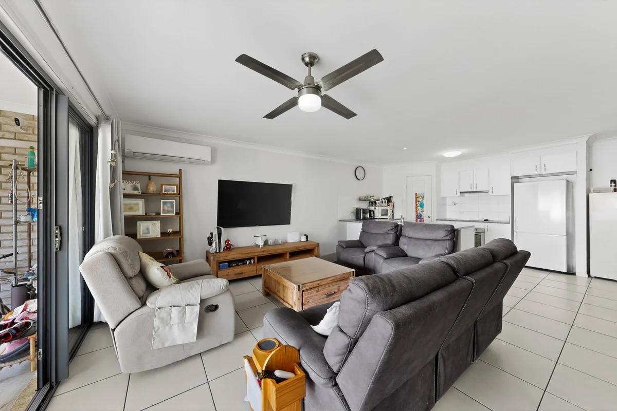 Additional image 5 of 1/13 Robert Street, Loganlea QLD 4131