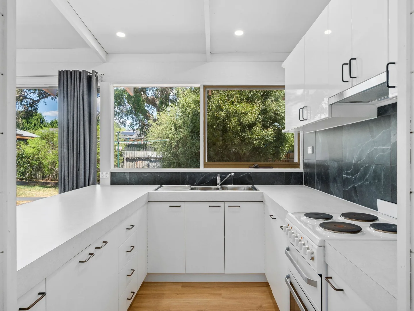 Additional image 5 of 3 Prest Court, Mansfield VIC 3722