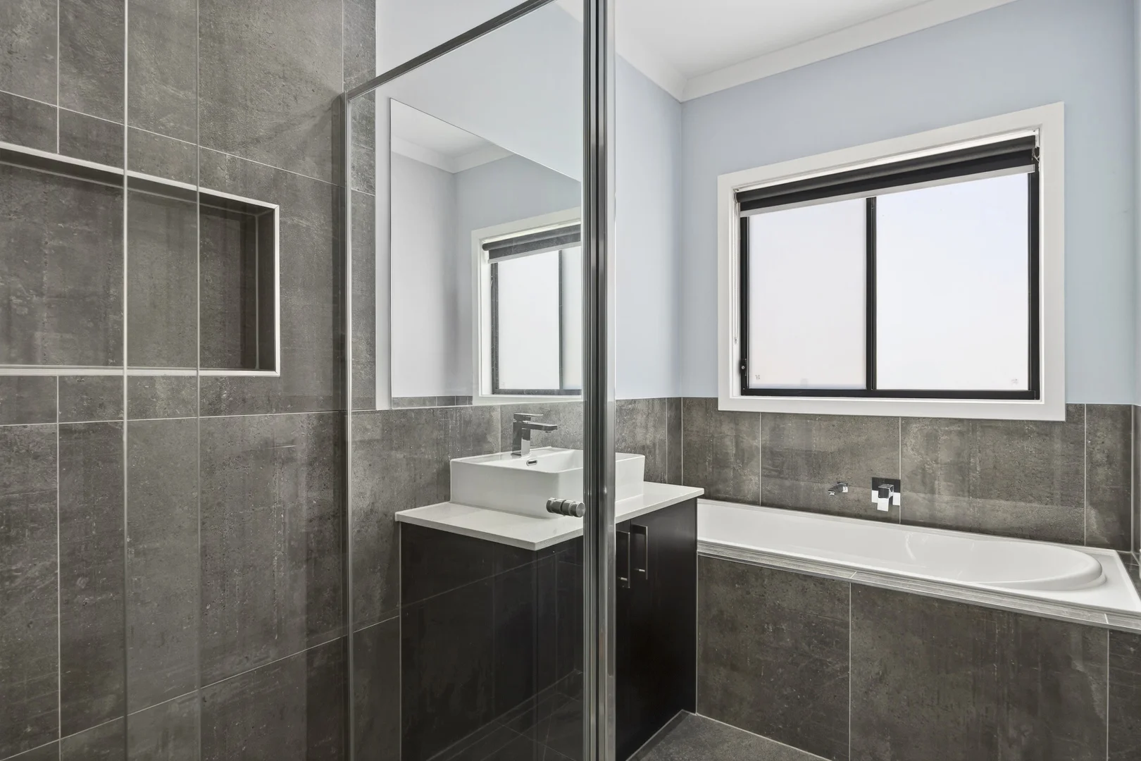 Additional image 4 of 27 Callistemon Circuit, Lara VIC 3212