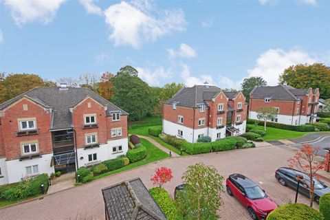 Riverside Lodge, Bishopthorpe Road, York YO23