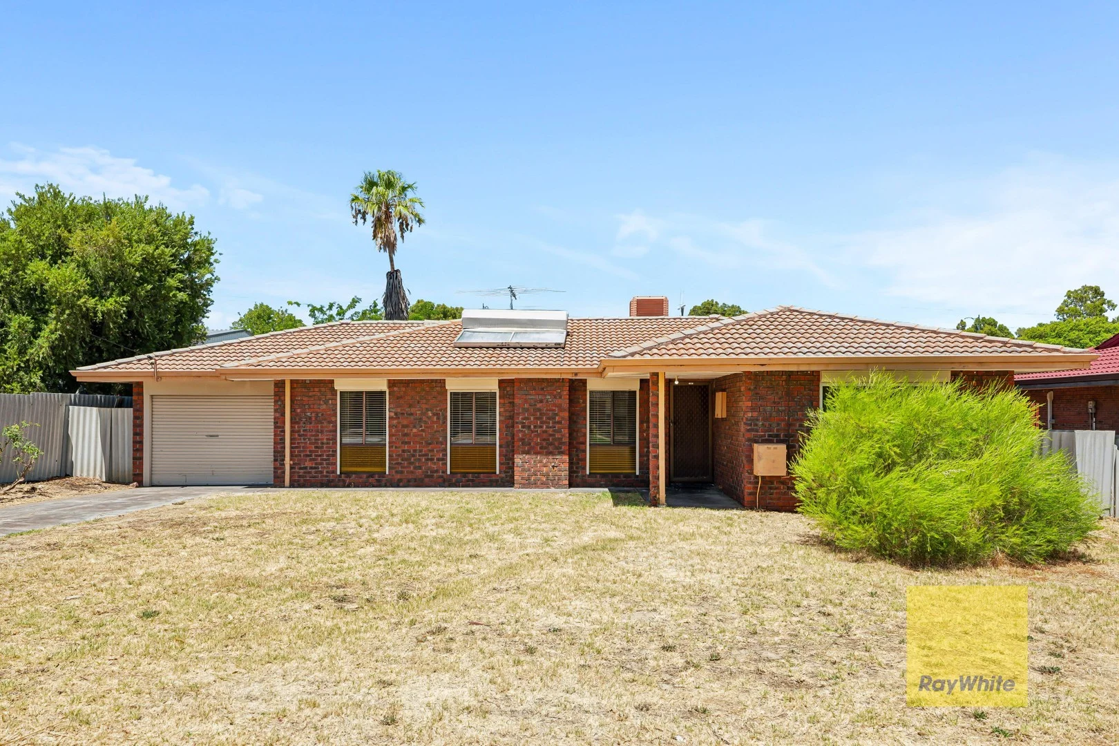 27 Christowe Drive, Swan View WA 6056