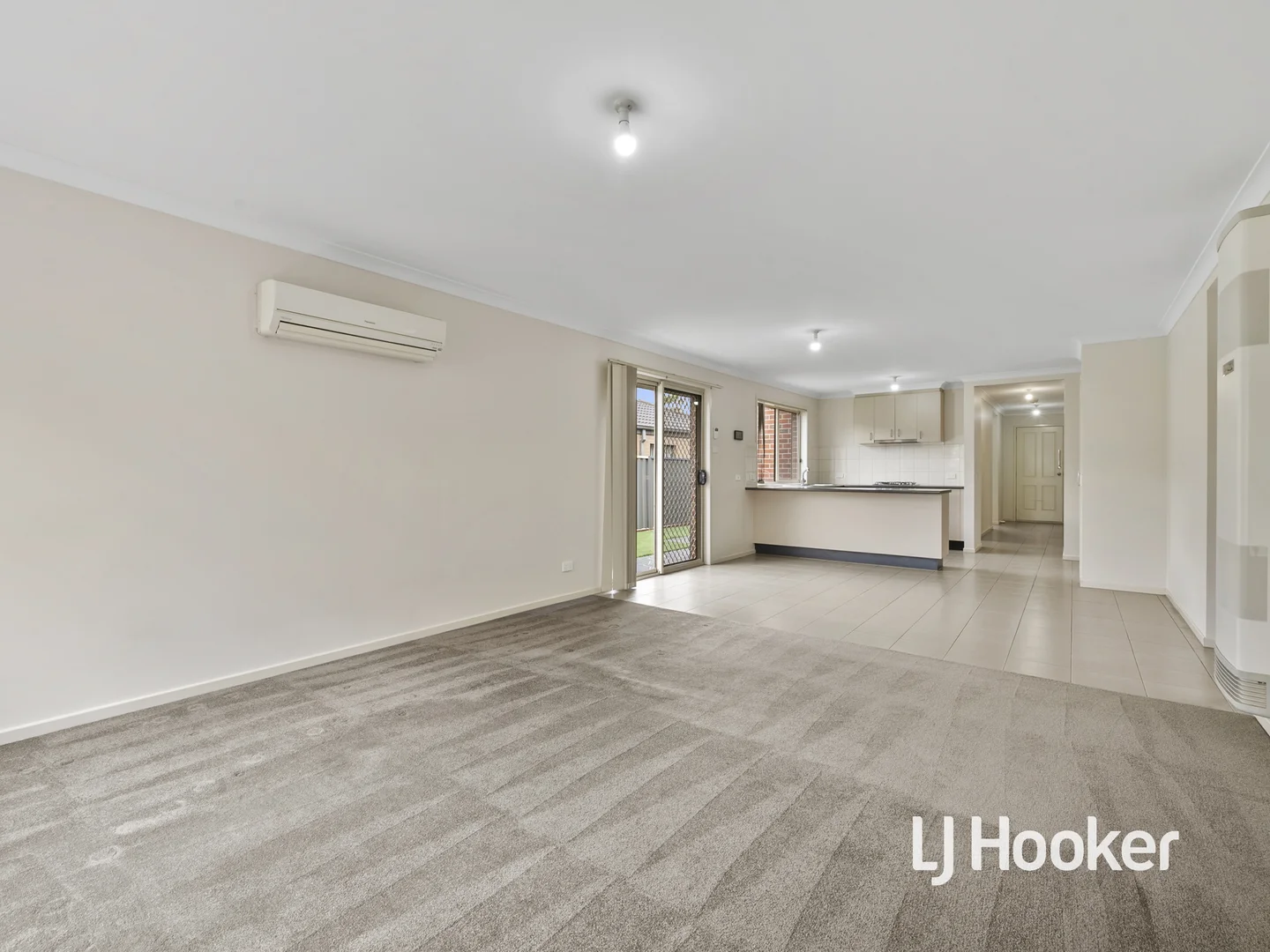 Additional image 7 of 5 Lysterfield Walk, Manor Lakes VIC 3024