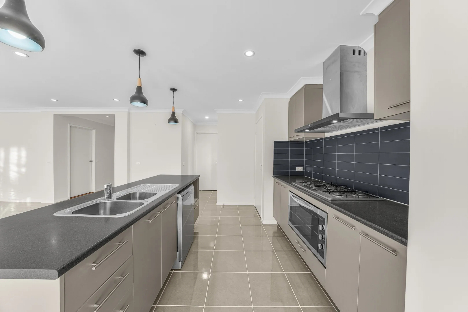 Additional image 5 of 110 Eltham Parade, Manor Lakes VIC 3024