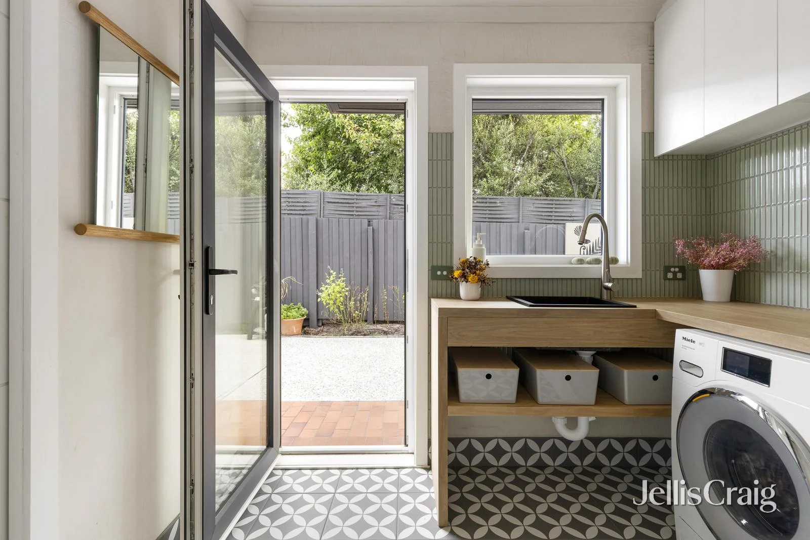 Additional image 10 of 24 Retreat Road, Hampton VIC 3188