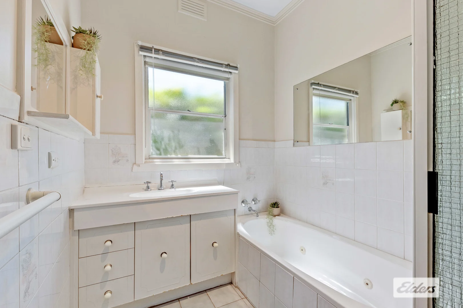 Additional image 8 of 463 Mott Street, Albury NSW 2640