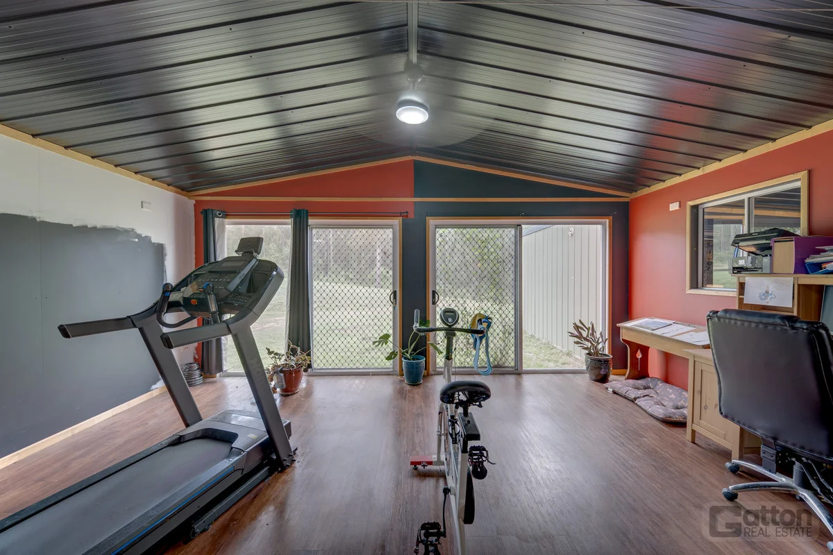 Additional image 17 of 106 Cambridge Drive, Mount Hallen QLD 4312