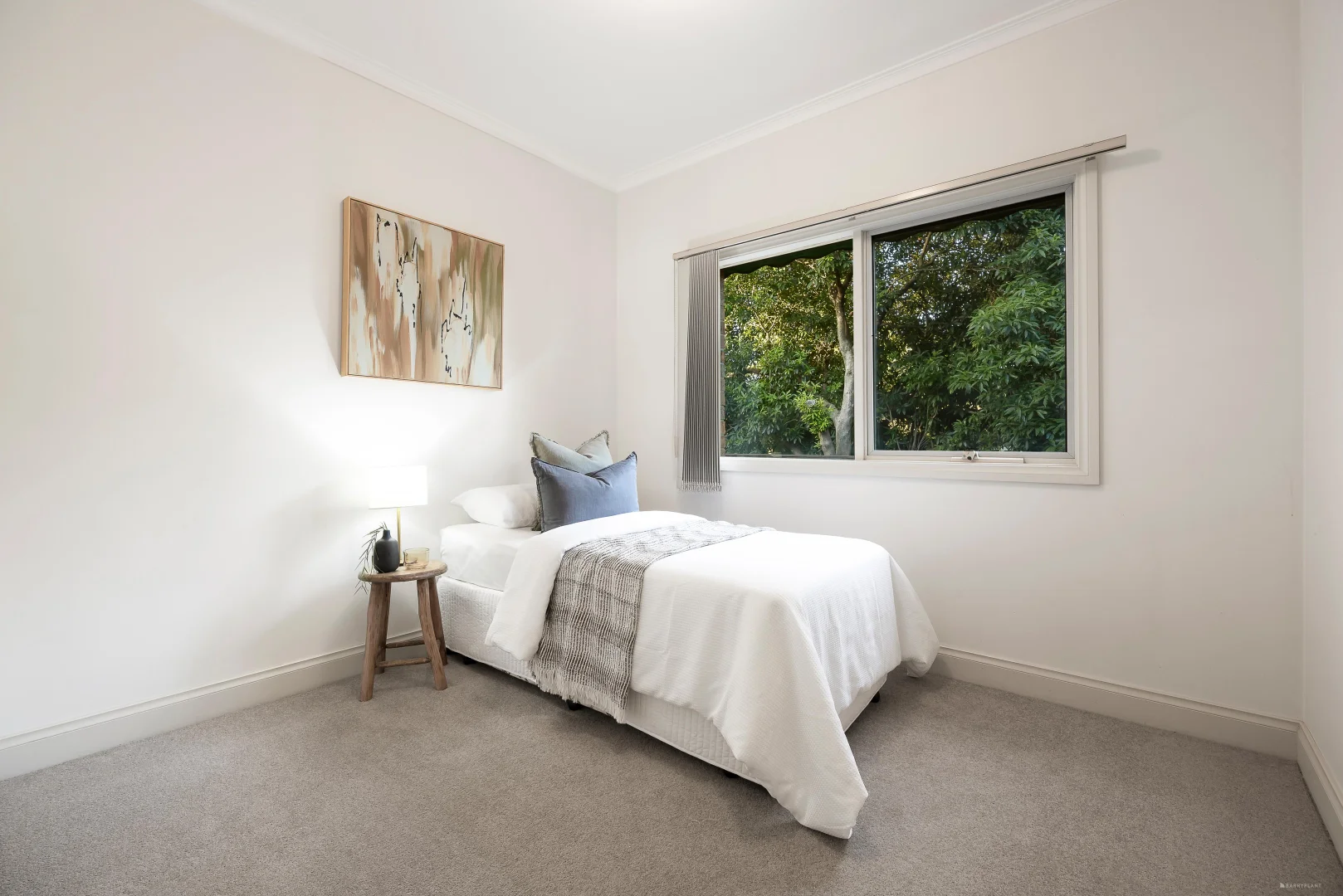 Additional image 9 of 1/12 Calrossie Avenue, Montmorency VIC 3094