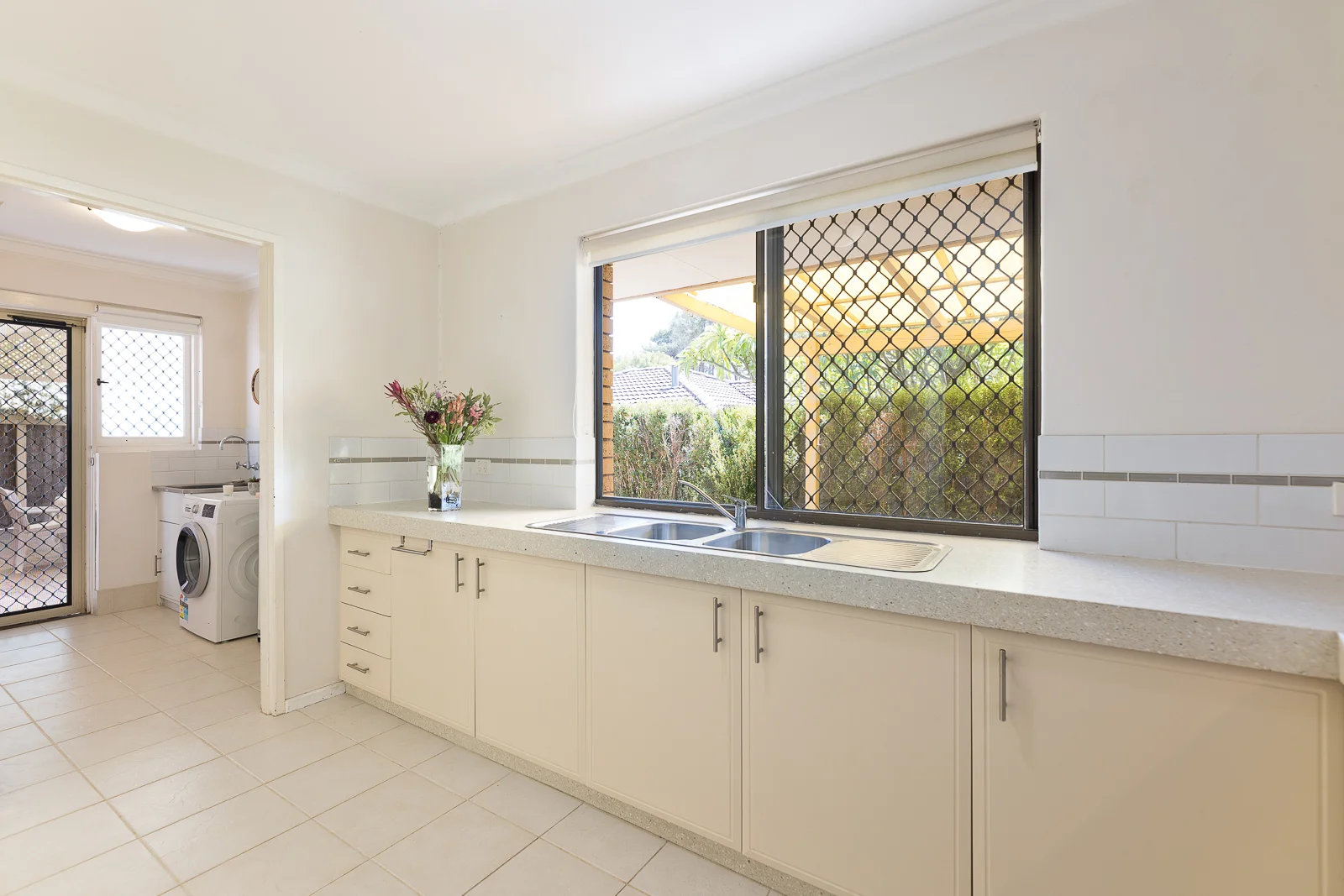 Additional image 10 of 13A Moore Gardens, Kardinya WA 6163