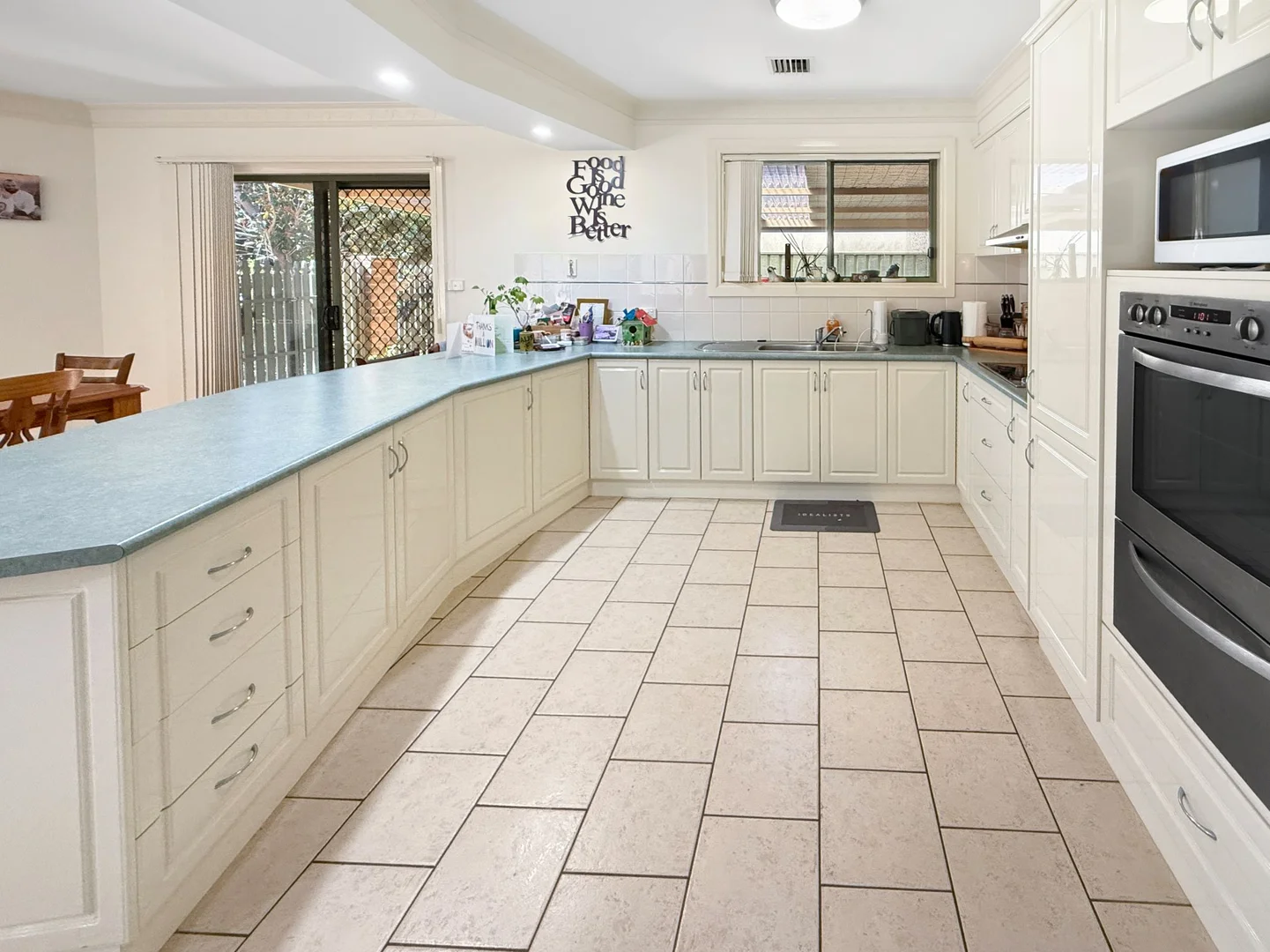 Additional image 7 of 1 Winlee Place, Leeton NSW 2705