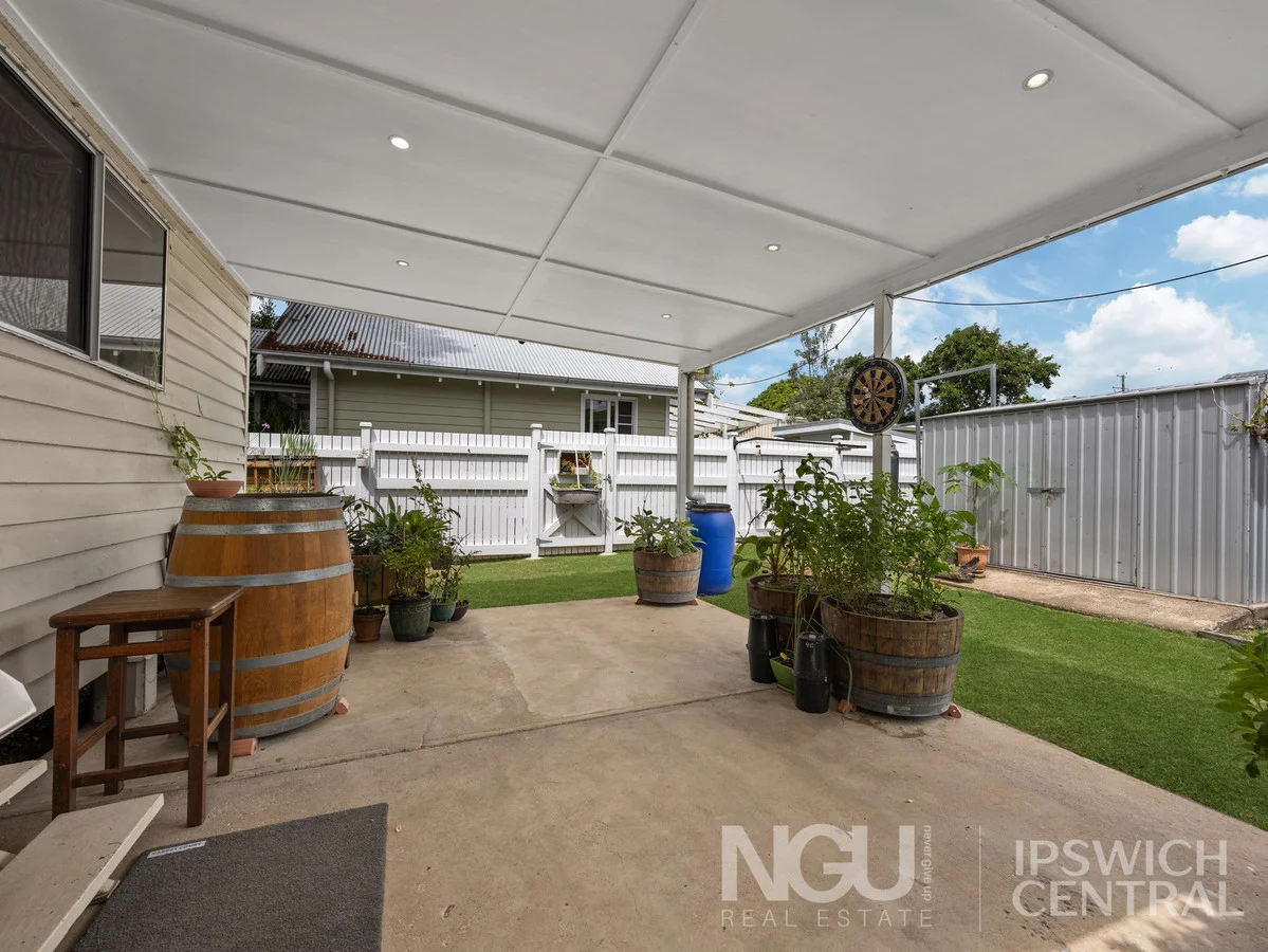 Additional image 20 of 1 & 2 / 25 Teape Street, Silkstone QLD 4304