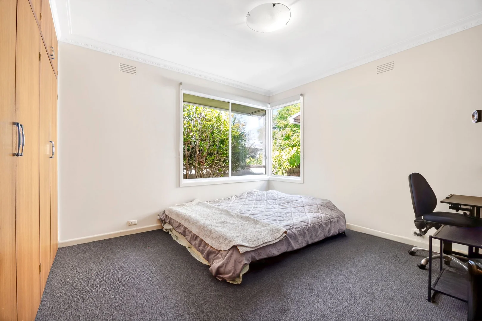 Additional image 5 of 77 North Valley Road, Highton VIC 3216