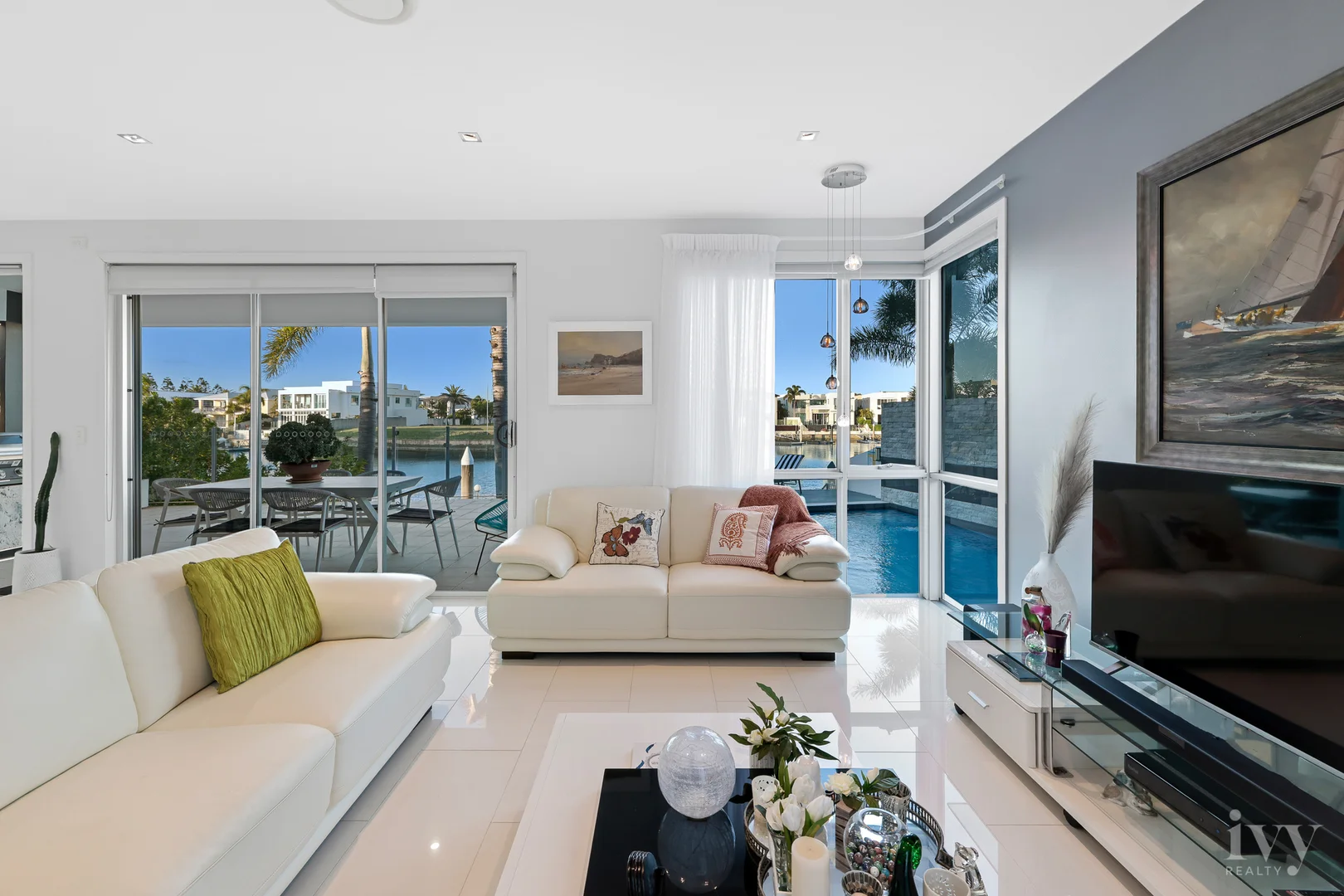 Additional image 11 of 49 Royal Albert Crescent, Sovereign Islands QLD 4216