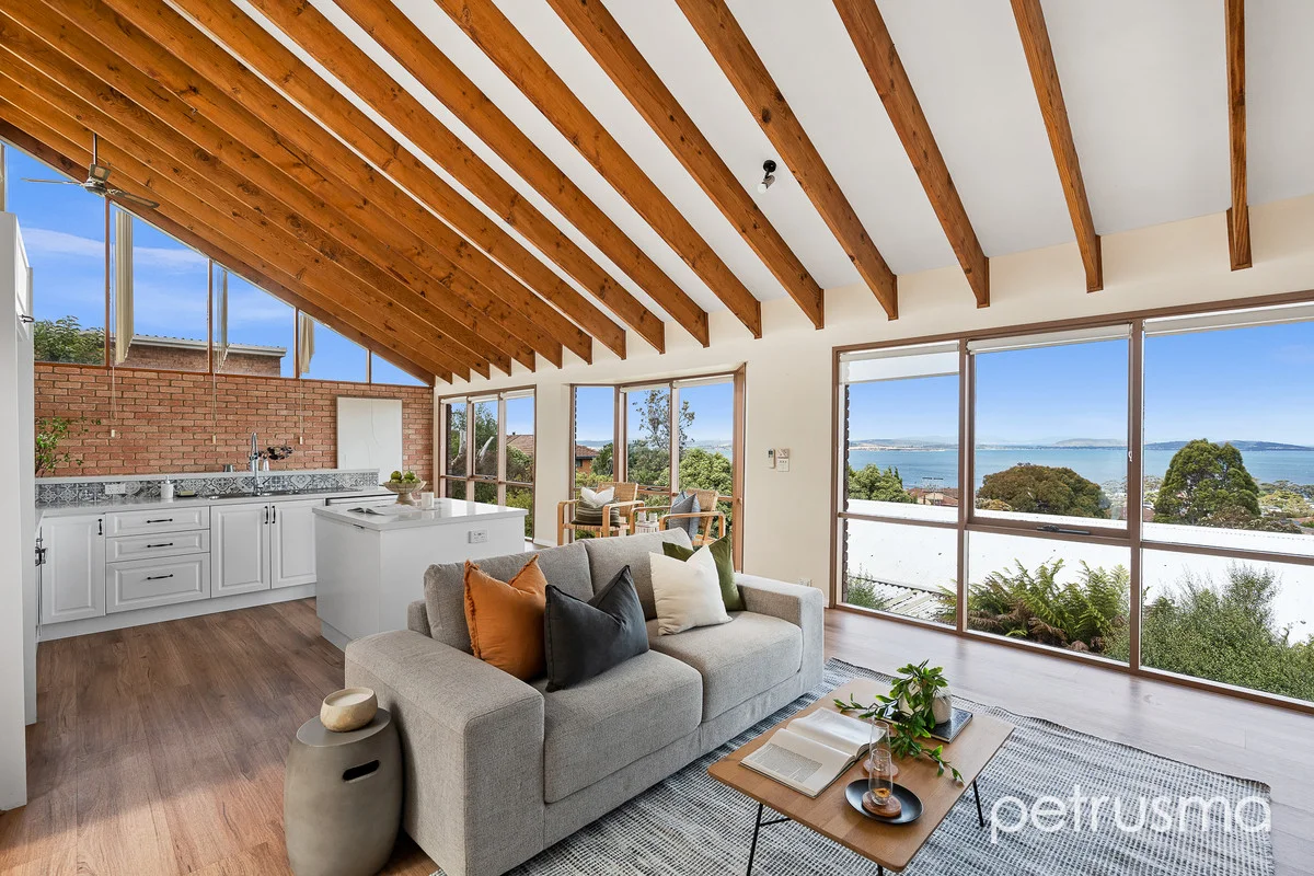 49 Tingira Road, Blackmans Bay TAS 7052