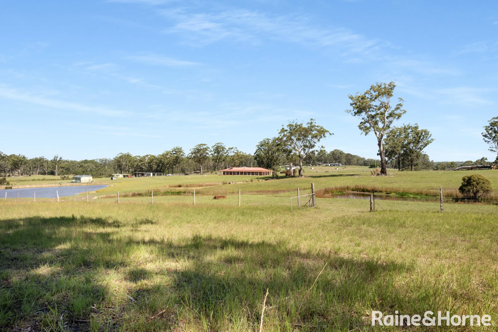 Additional image 31 of Wandandian NSW 2540