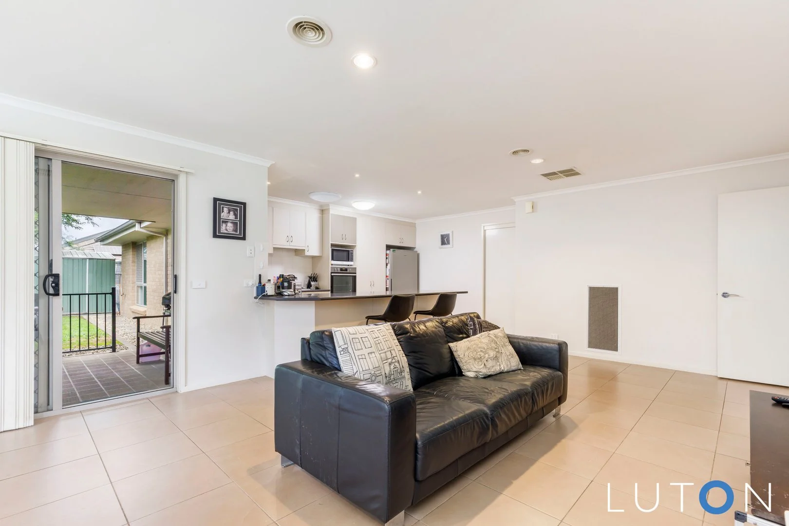 Additional image 6 of Franklin ACT 2913