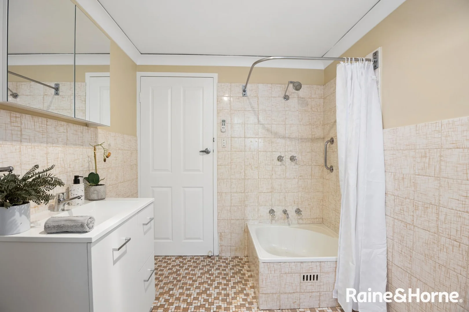 Additional image 12 of 4/24 Bridge Street, Kensington SA 5068