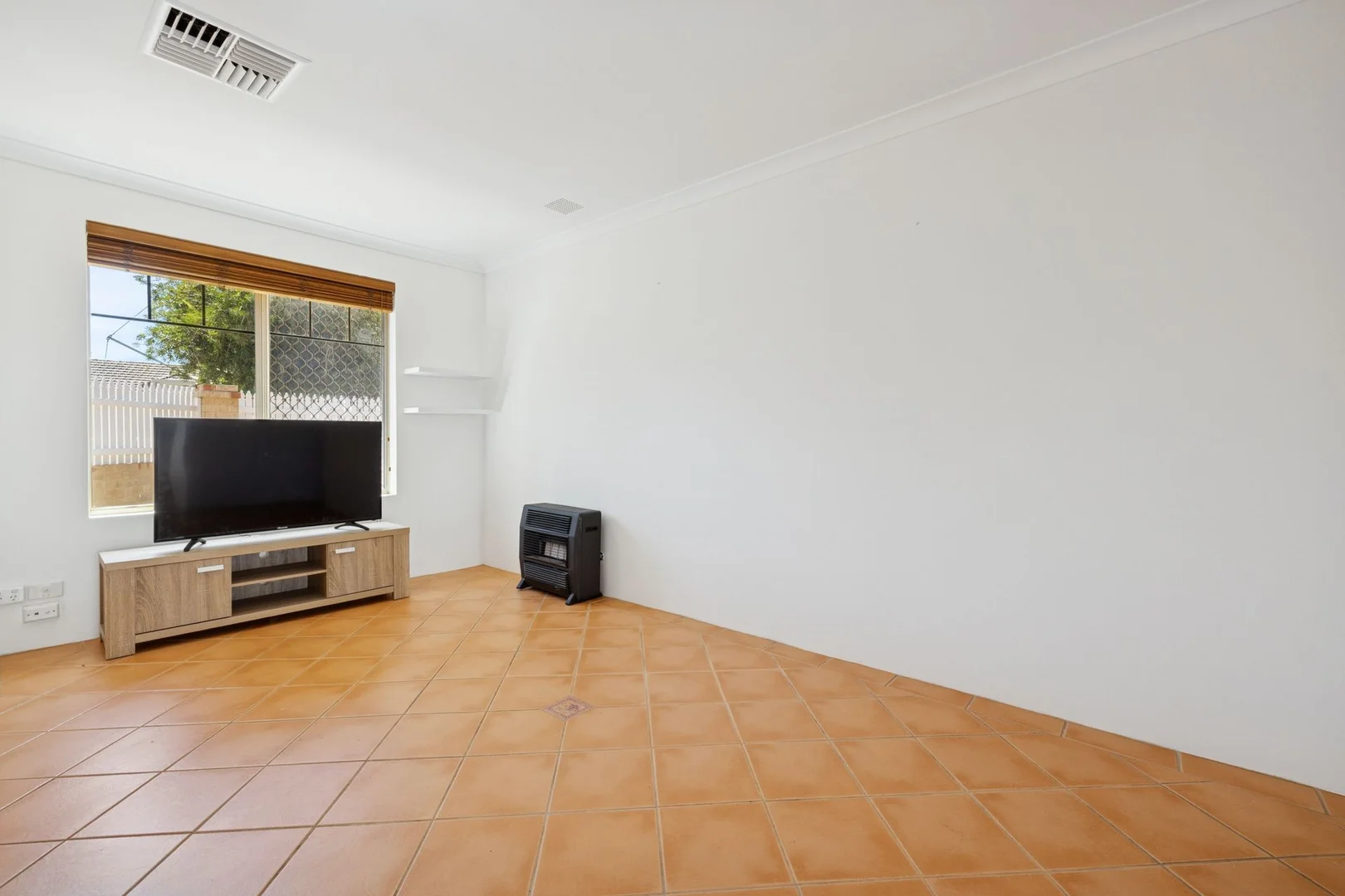 Additional image 12 of 49A Mars Street, Carlisle WA 6101