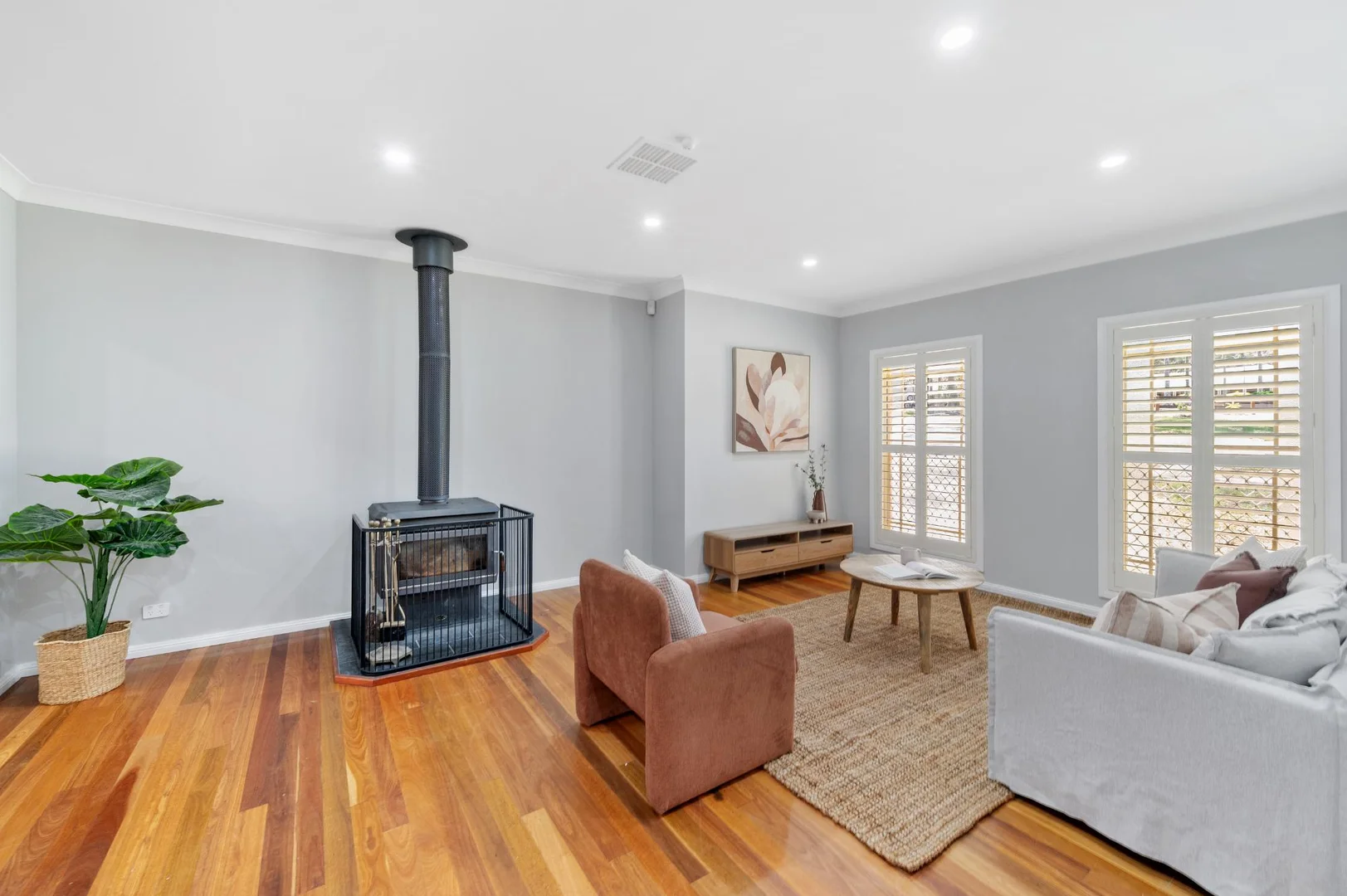 Additional image 2 of 52 Barrington Grove, Thornton NSW 2322