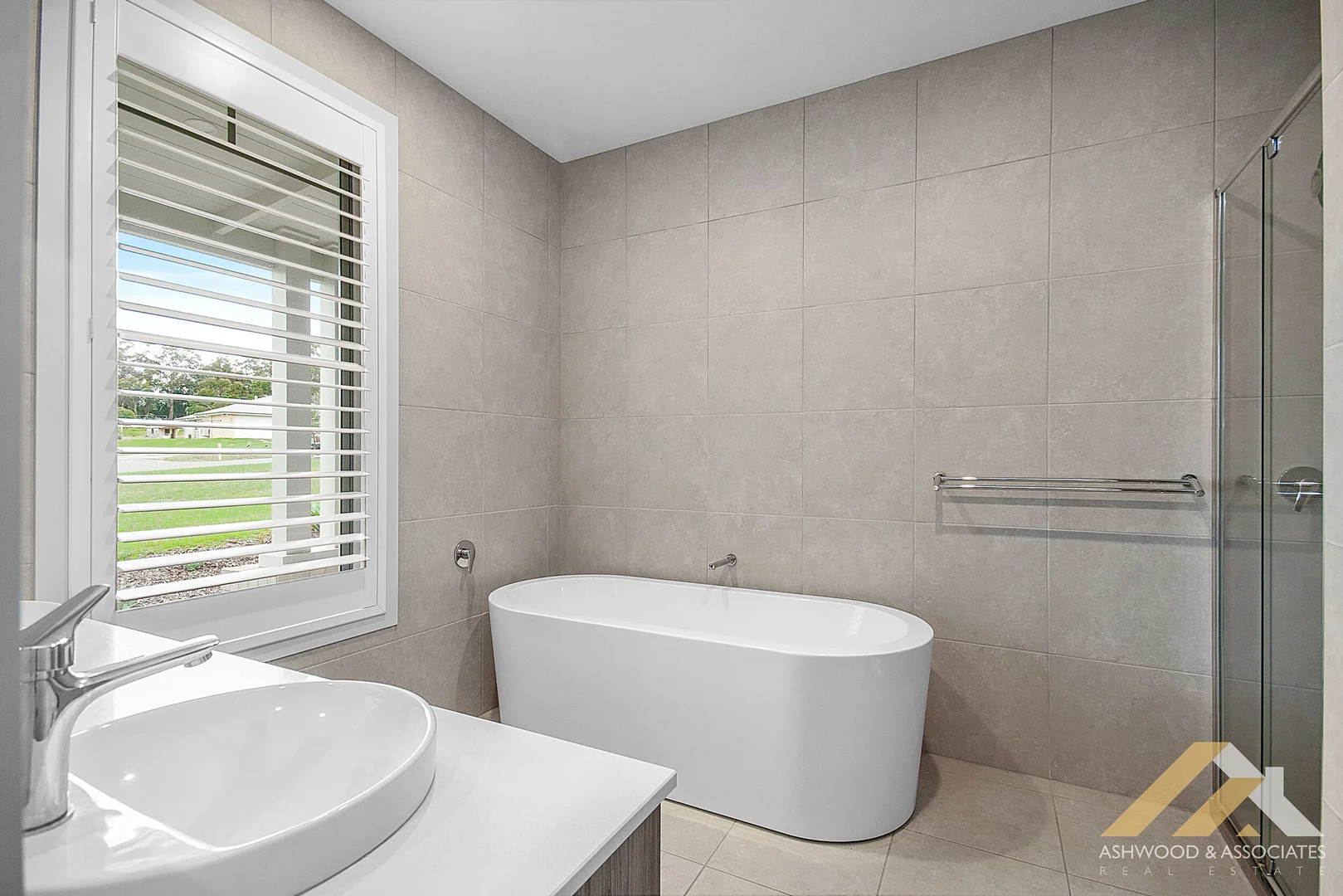 Additional image 6 of 3A Di Palma Terrace, Ellaswood VIC 3875