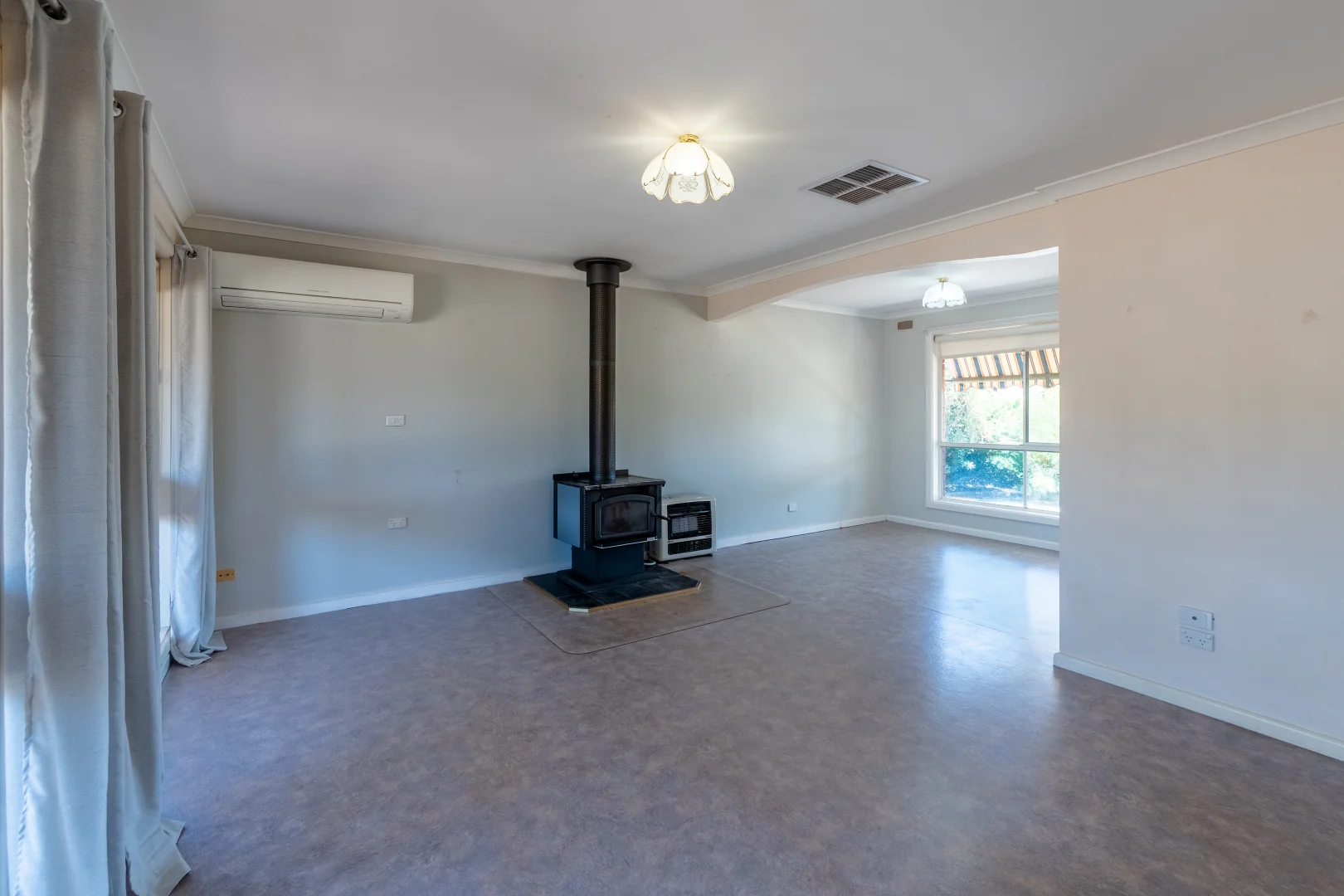 Additional image 8 of 44 Stinson Street, Coolamon NSW 2701