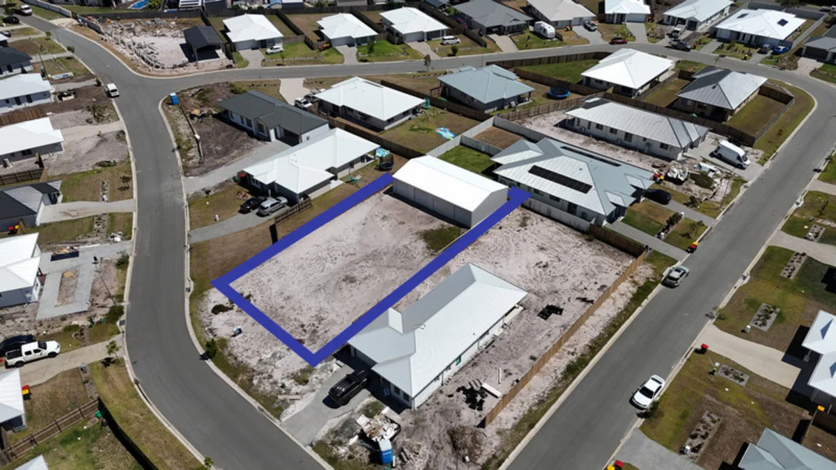 Additional image 4 of 12 Flame Tree Drive, Burrum Heads QLD 4659