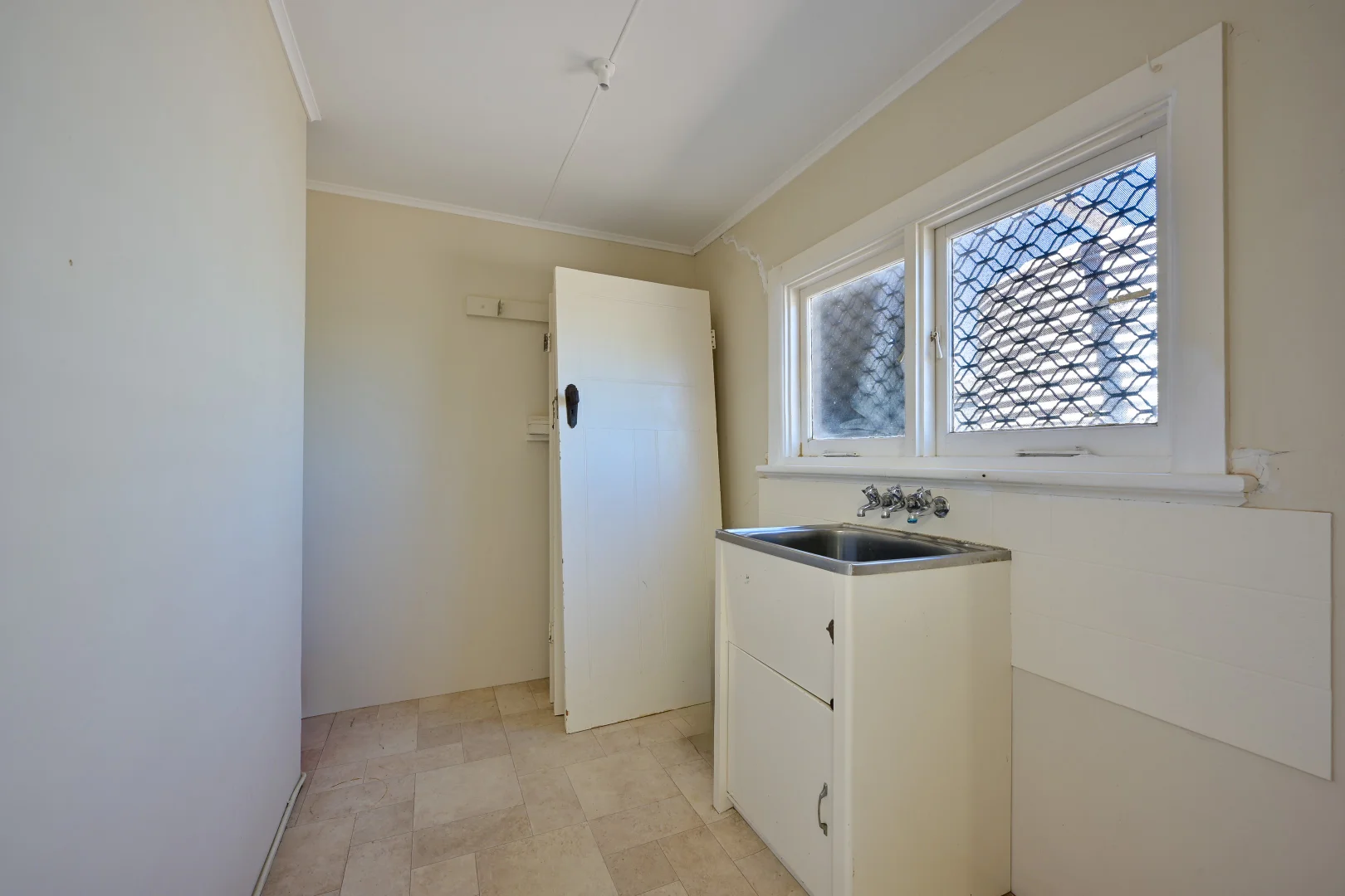 Additional image 12 of 60 Carlton Parade, Port Augusta SA 5700