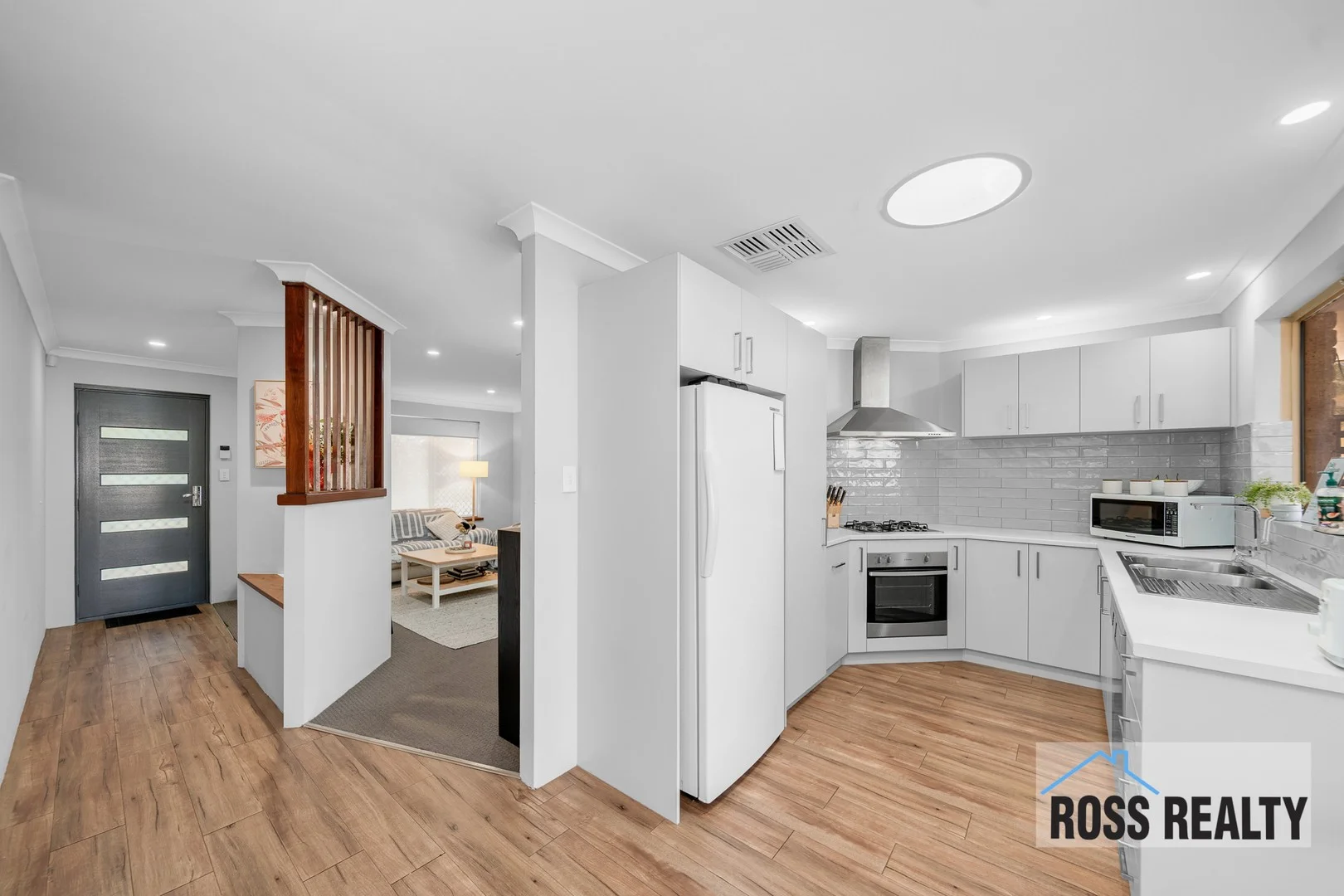 3 Pheasant Way, Ballajura WA 6066