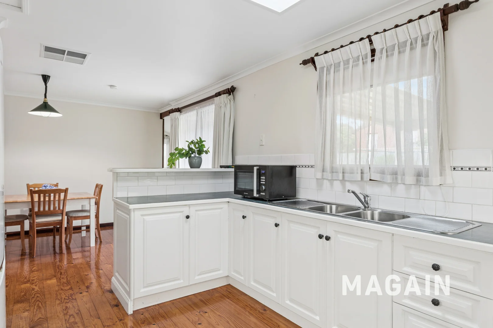 Additional image 8 of 6 Regis Court, Christie Downs SA 5164