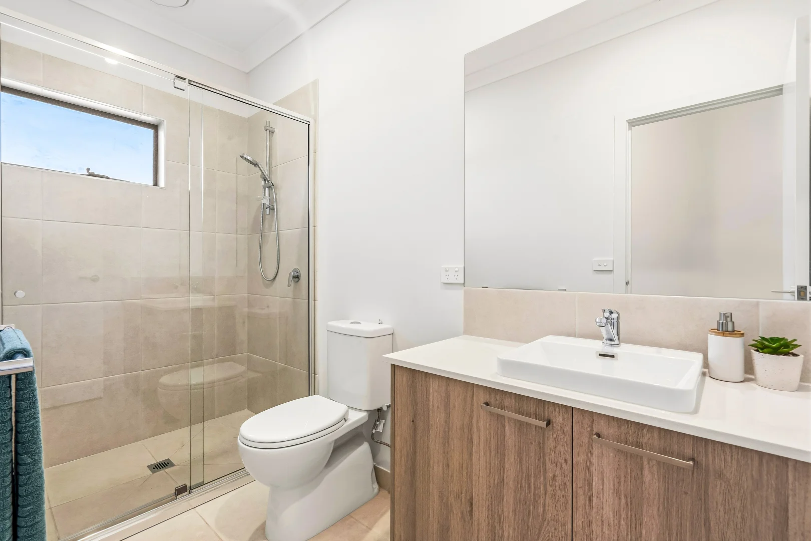 Additional image 5 of 2/56 George Street, Kilmore VIC 3764