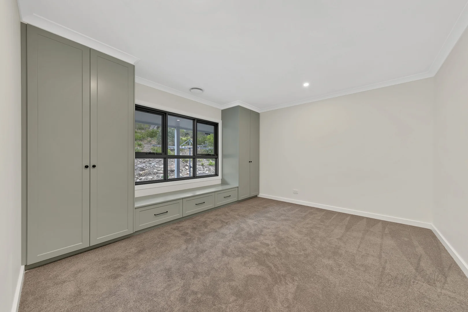 Additional image 13 of 30 Woodside Court, Eden Park VIC 3757