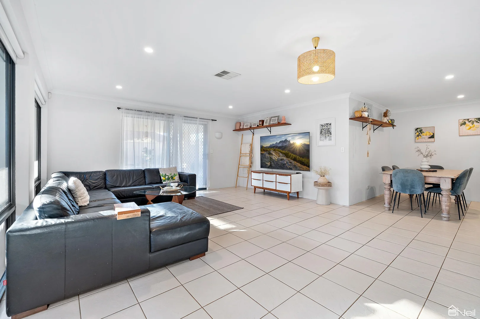 Additional image 13 of 126 Seville Drive, Seville Grove WA 6112