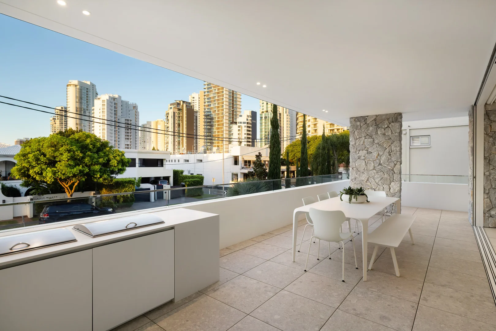 Additional image 16 of 46 Woodroffe Avenue, Main Beach QLD 4217