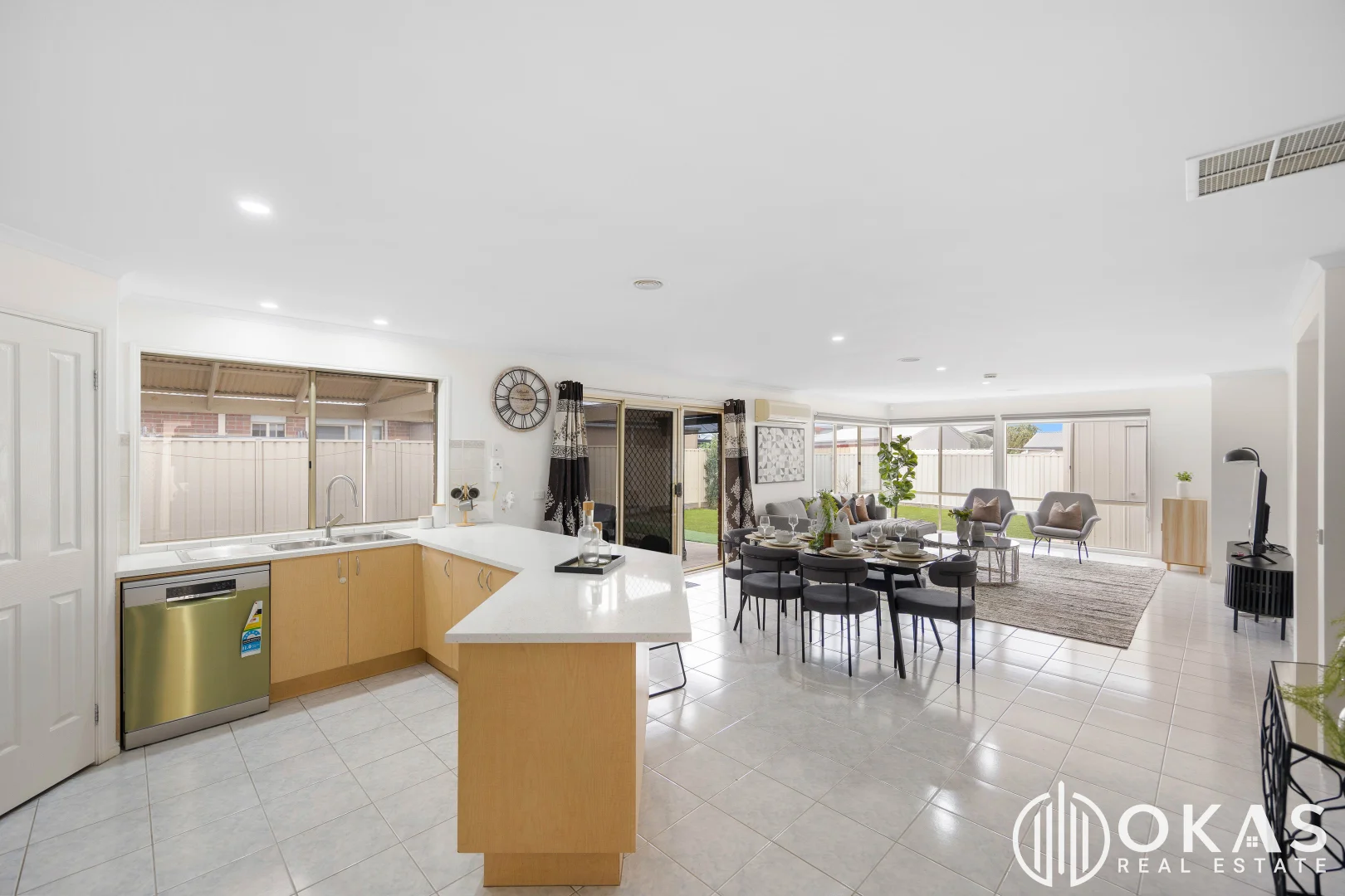 Additional image 4 of 22 St James Wood Drive, Tarneit VIC 3029