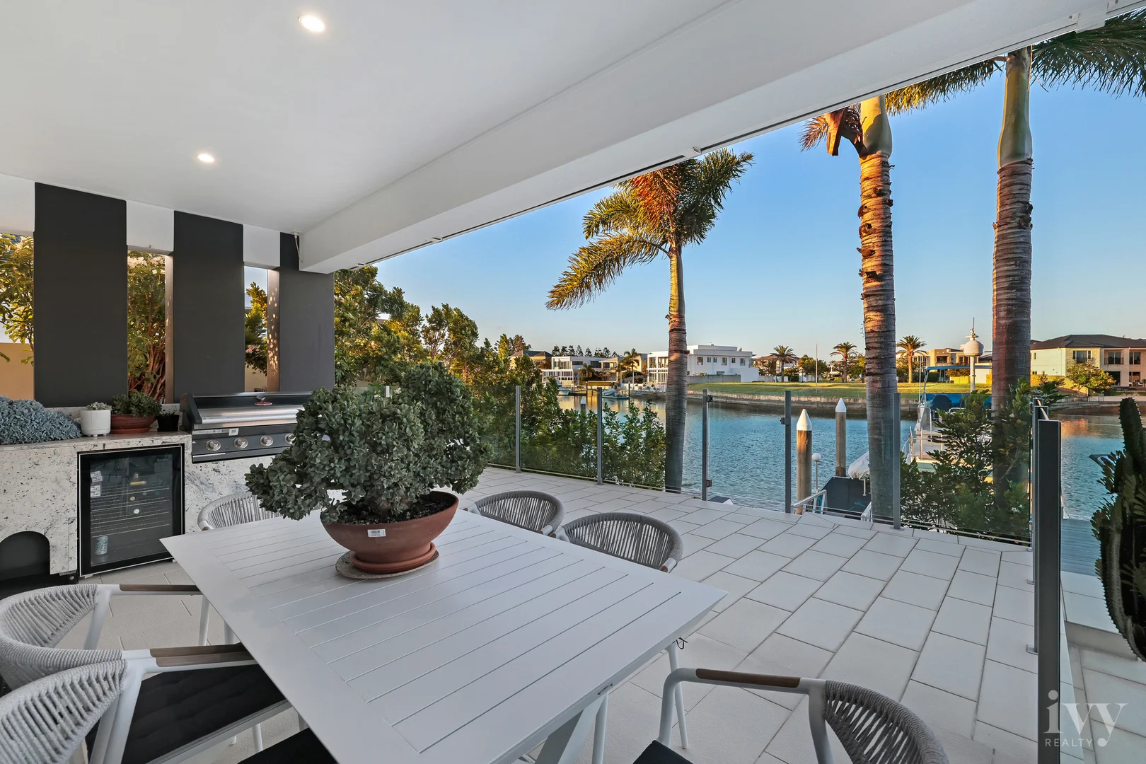 Additional image 12 of 49 Royal Albert Crescent, Sovereign Islands QLD 4216