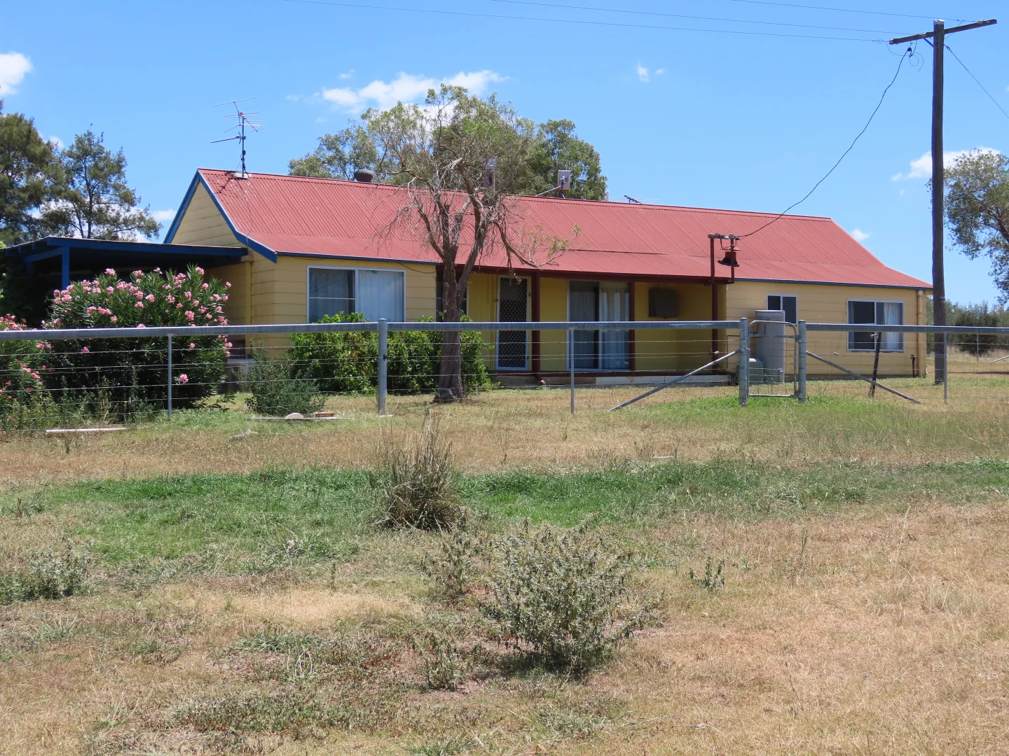 Additional image 6 of "Wattle-wee-doo" 14213 New England HWY, Timbumburi NSW 2340