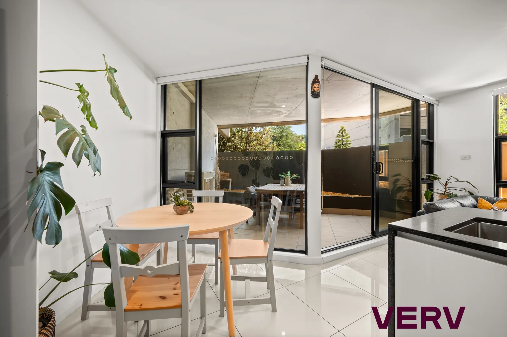 Additional image 3 of 4/43 Hampton Circuit, Yarralumla ACT 2600