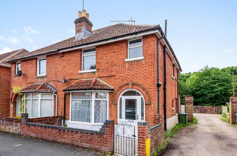 Percy Road, Regents Park, Southampton, Hampshire SO16
