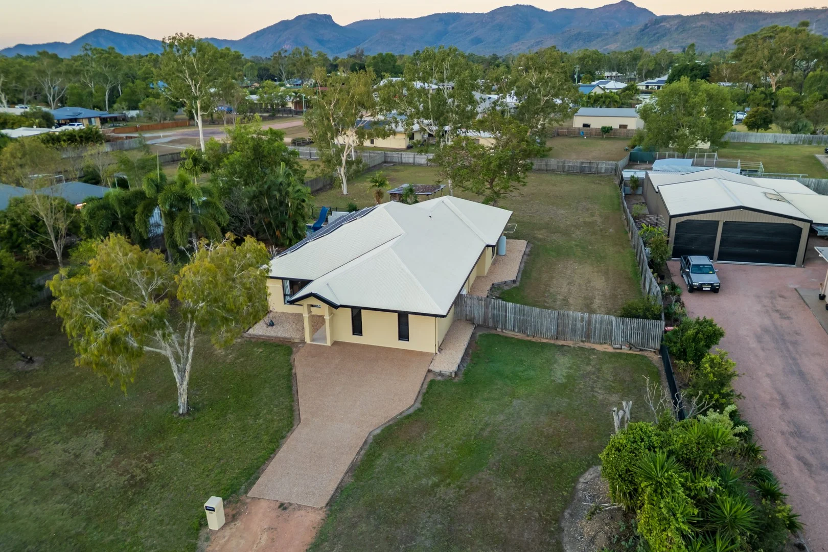 19 Tennessee Way, Kelso QLD 4815