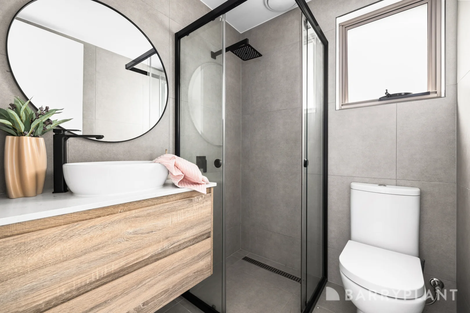 Additional image 12 of 1/92 West Street, Hadfield VIC 3046