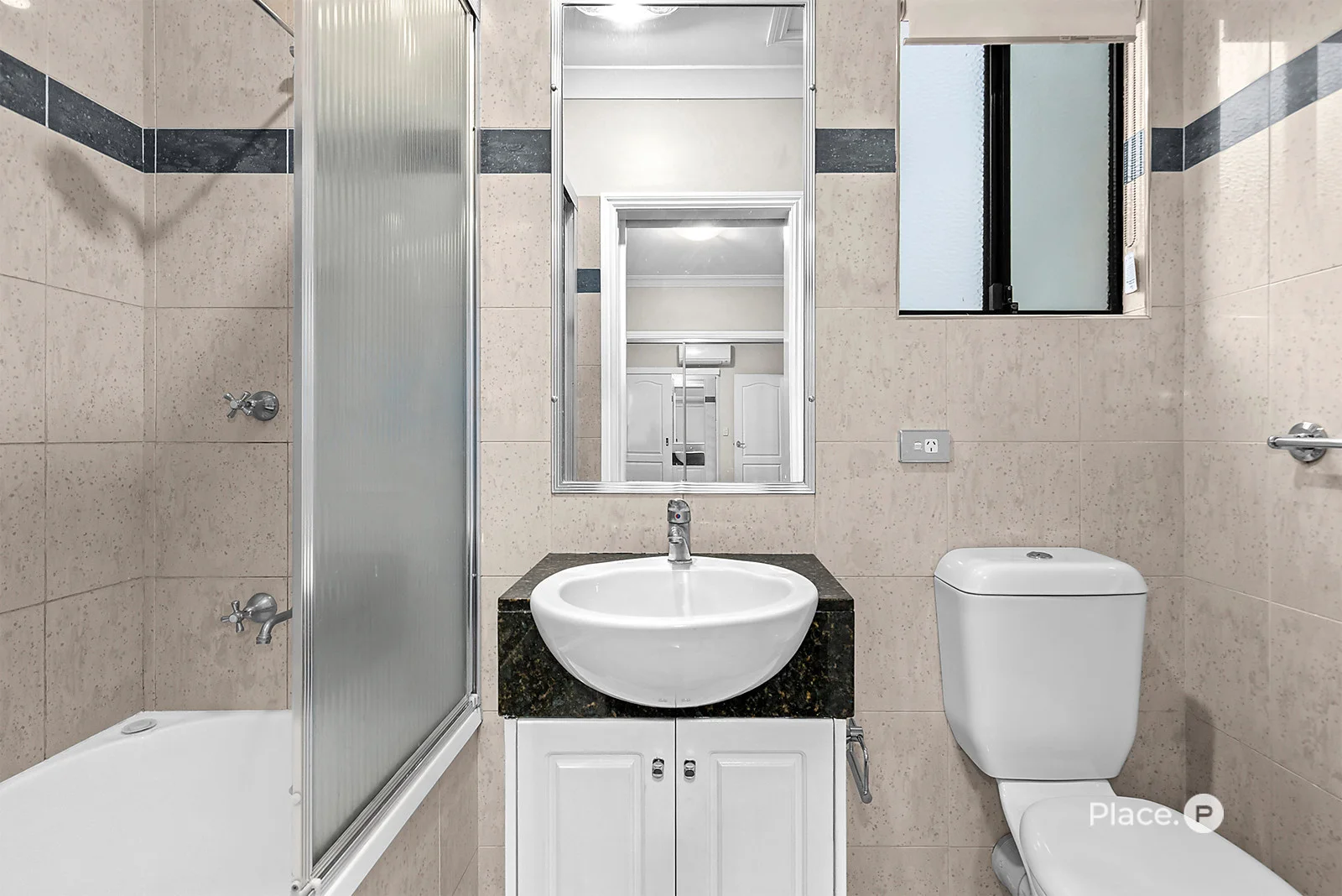 Additional image 15 of 1/17 Rosecliffe Street, Highgate Hill QLD 4101