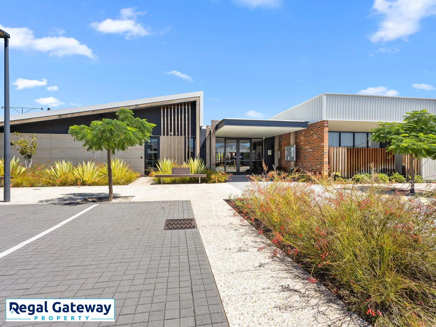 Additional image 17 of 99/100 Clementine Boulevard, Treeby WA 6164