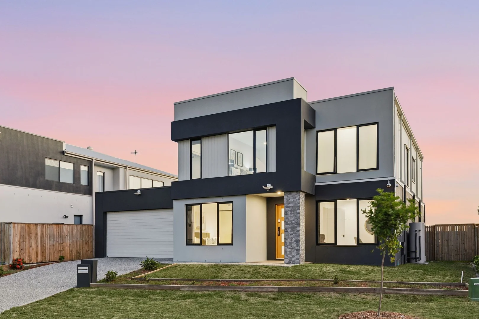 Additional image 2 of 7 Kinwarton Crescent, Calamvale QLD 4116