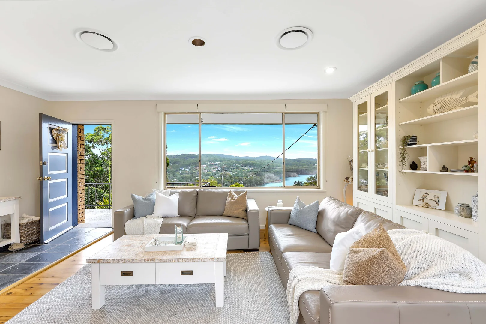 Additional image 3 of 12 Circulo Drive, Copacabana NSW 2251