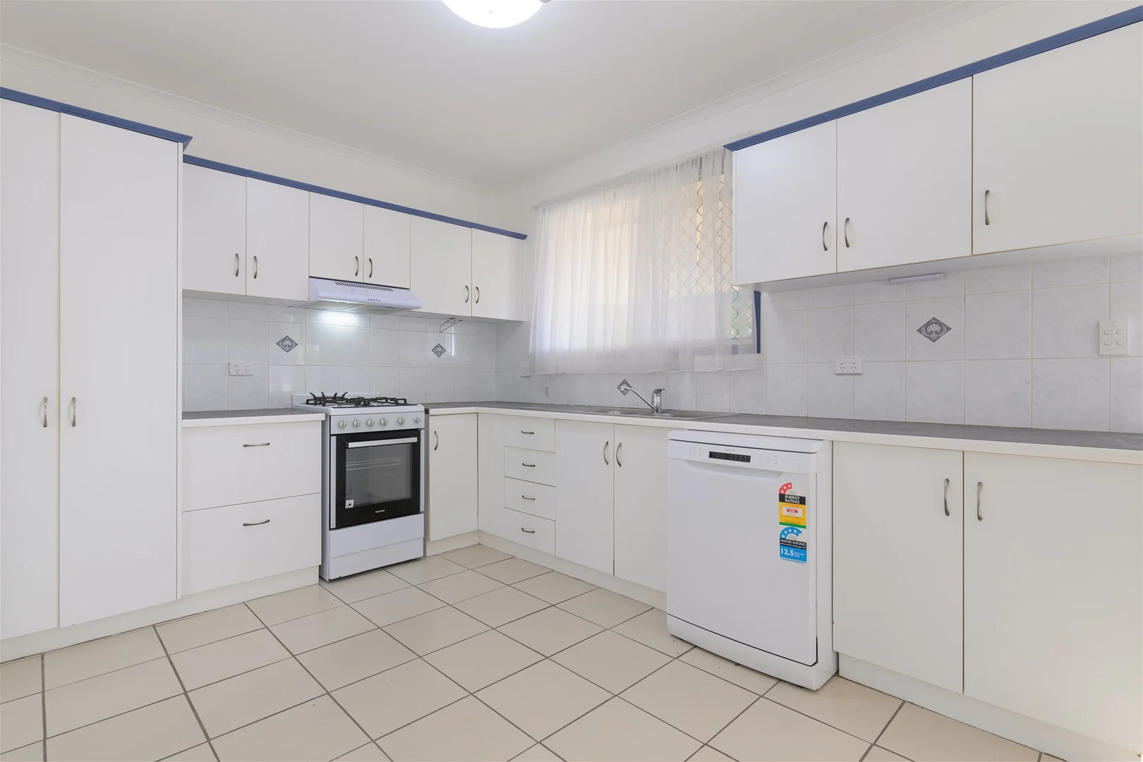 Additional image 4 of 9 Wedge Street, Tannum Sands QLD 4680