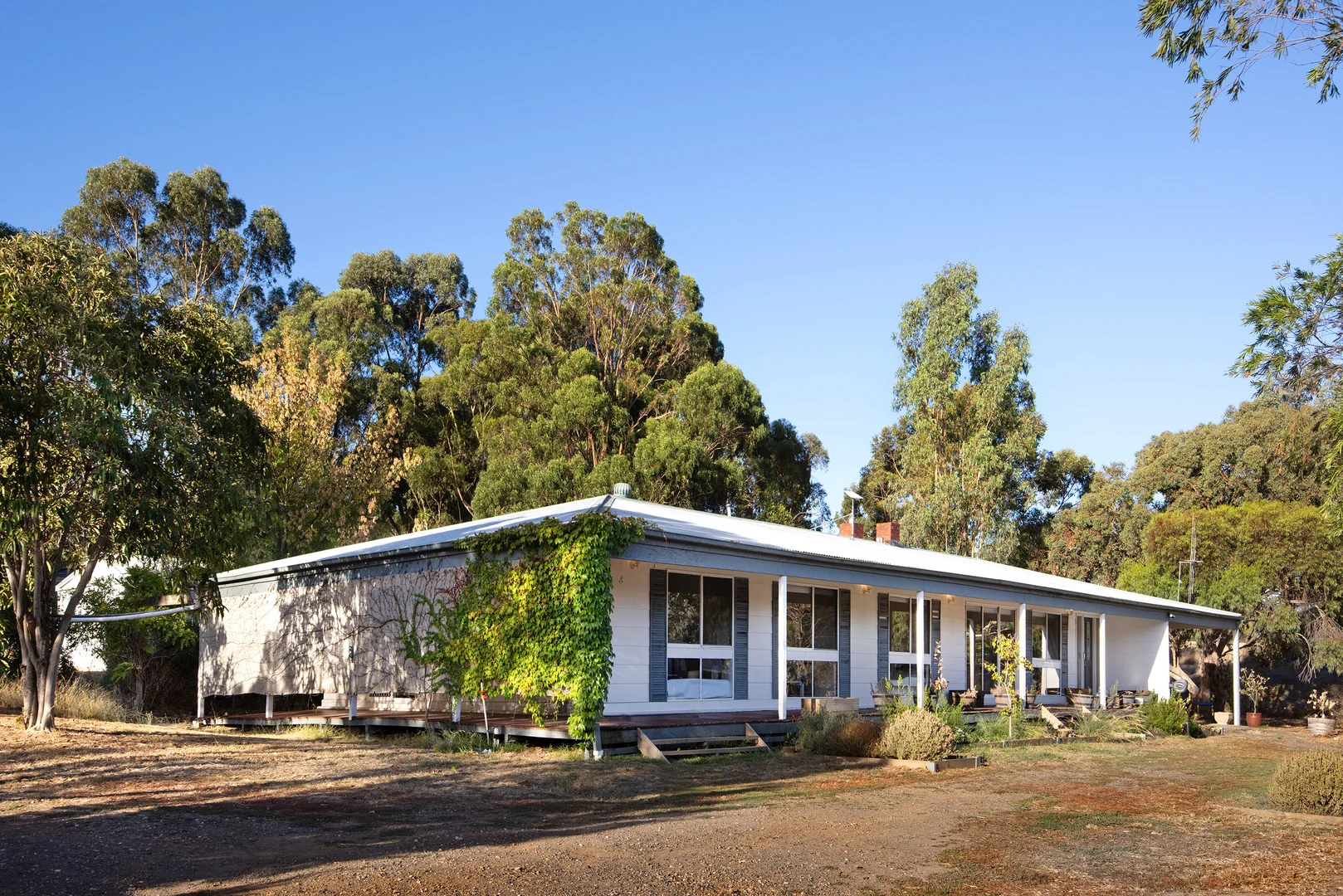 Additional image 20 of 4b Lowther Street, Maldon VIC 3463