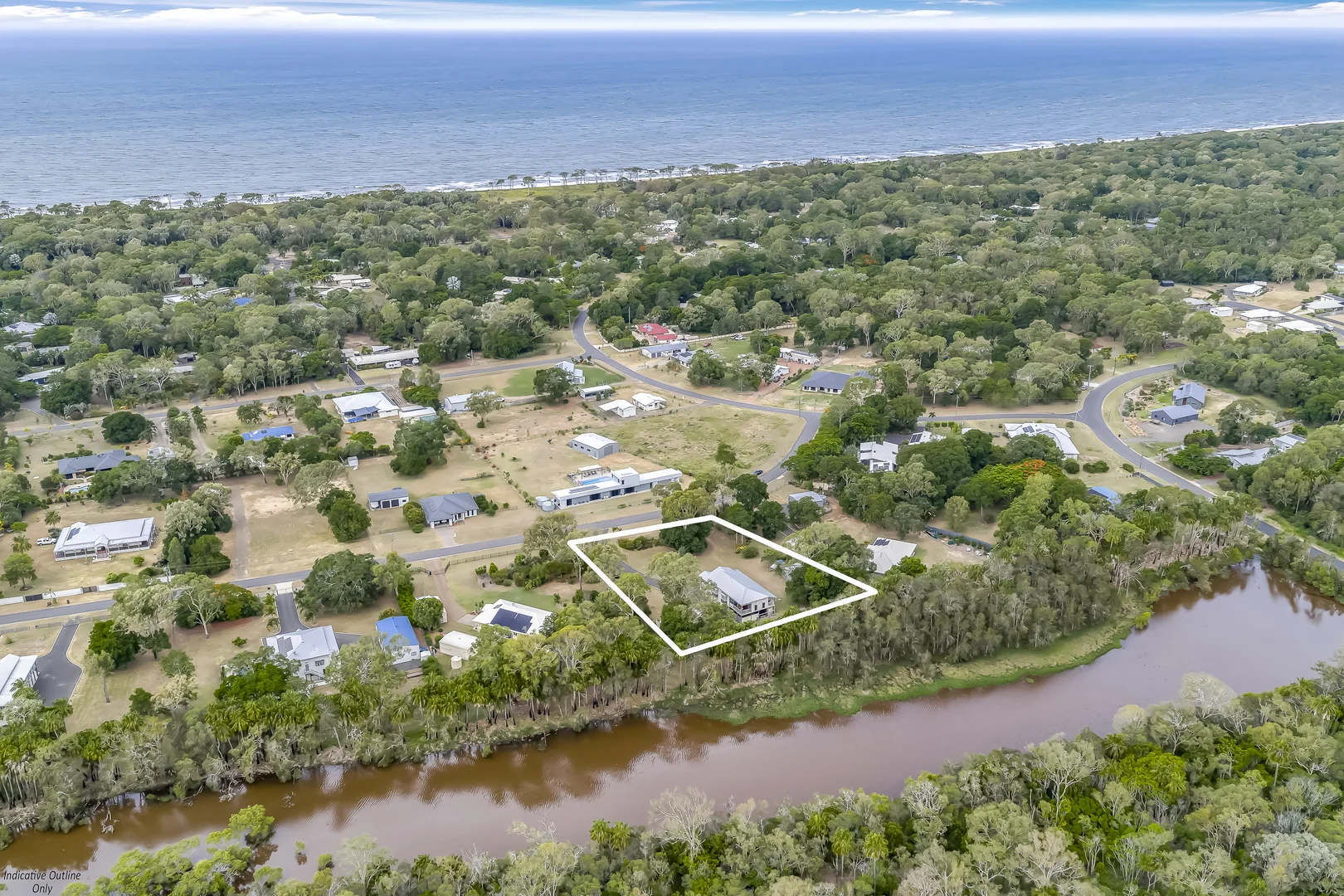 Additional image 2 of 44 Kingfisher Crescent, Moore Park Beach QLD 4670