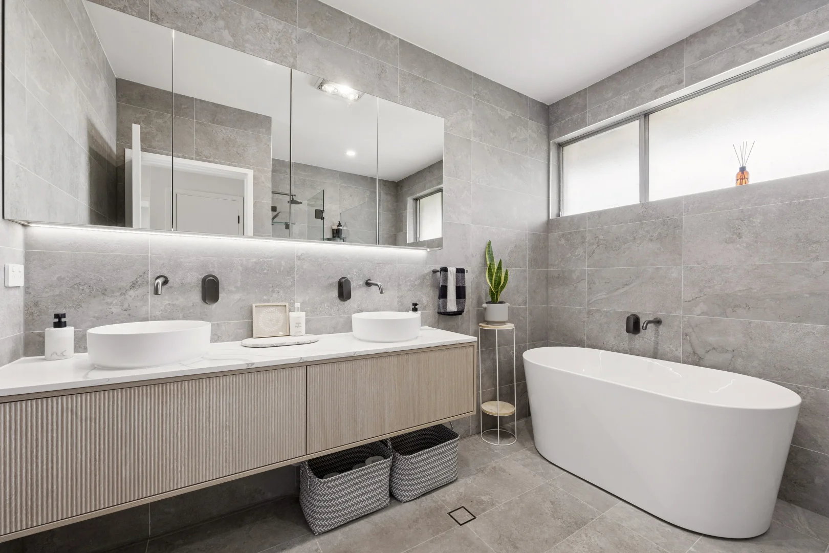 Additional image 11 of 5A Rainbow Crescent, Kingsgrove NSW 2208